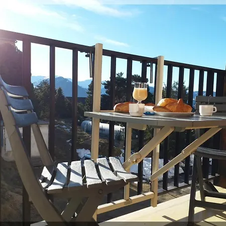 Résidence Orazur - De Charme Pour 6 à 8 Personnes - Poêle à Bois - 2 Balcons - Jardin - Parking - Internet - Navette- Linge Inclus * Font-Romeu-Odeillo-Via