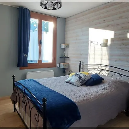 Orazur: Charming With Wood Stove And Garden Apartment Font-Romeu-Odeillo-Via
