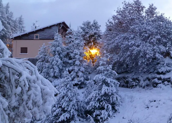 Apartment Orazur - De Charme - 2 - Poele A Bois - 2 Balcons - Jardin - Parking - Internet - Linge Et Menage En Options Payantes Font-Romeu-Odeillo-Via